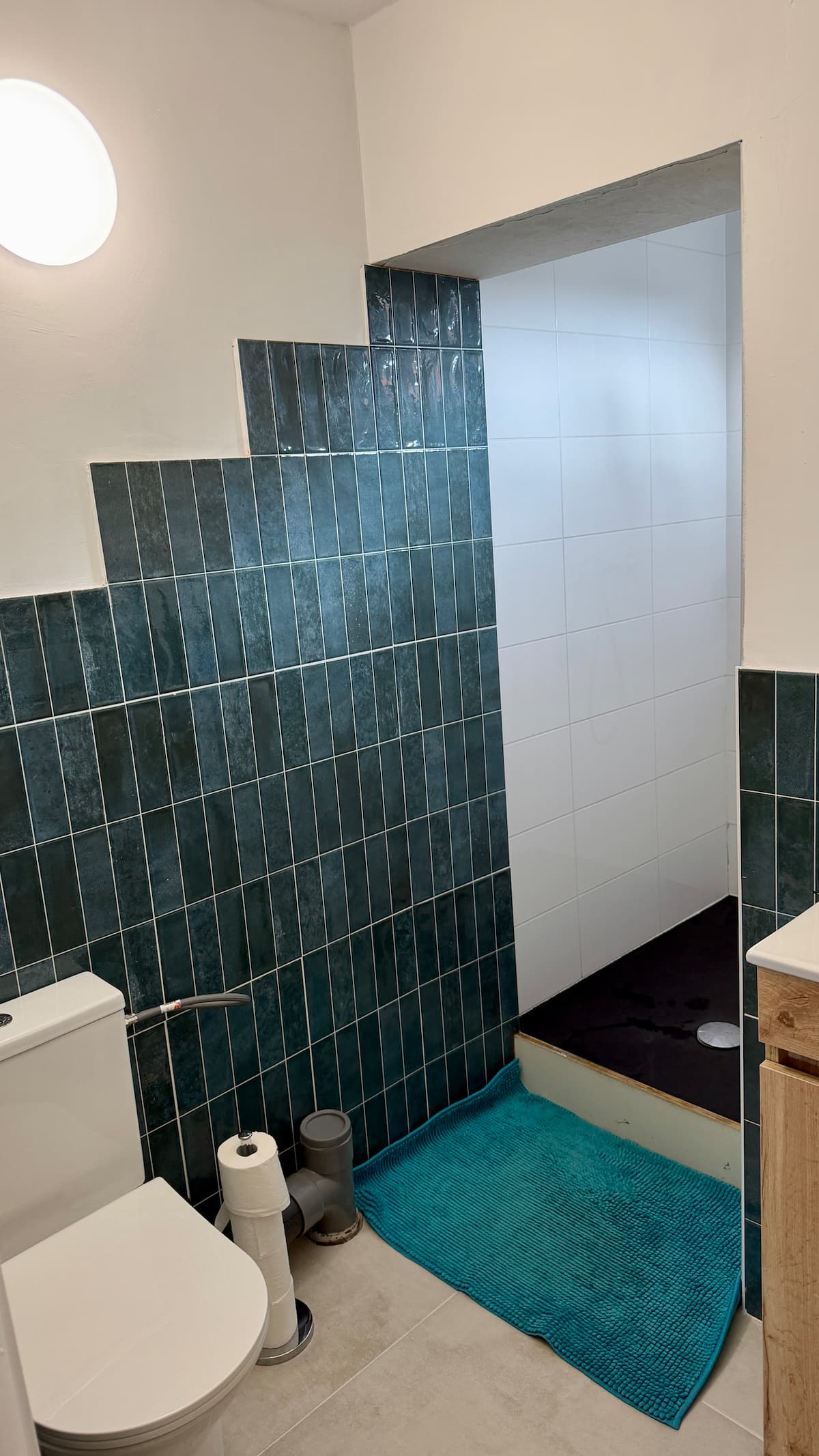 Salle de bains entière partagée image 3 — Chambre 2, photo 11