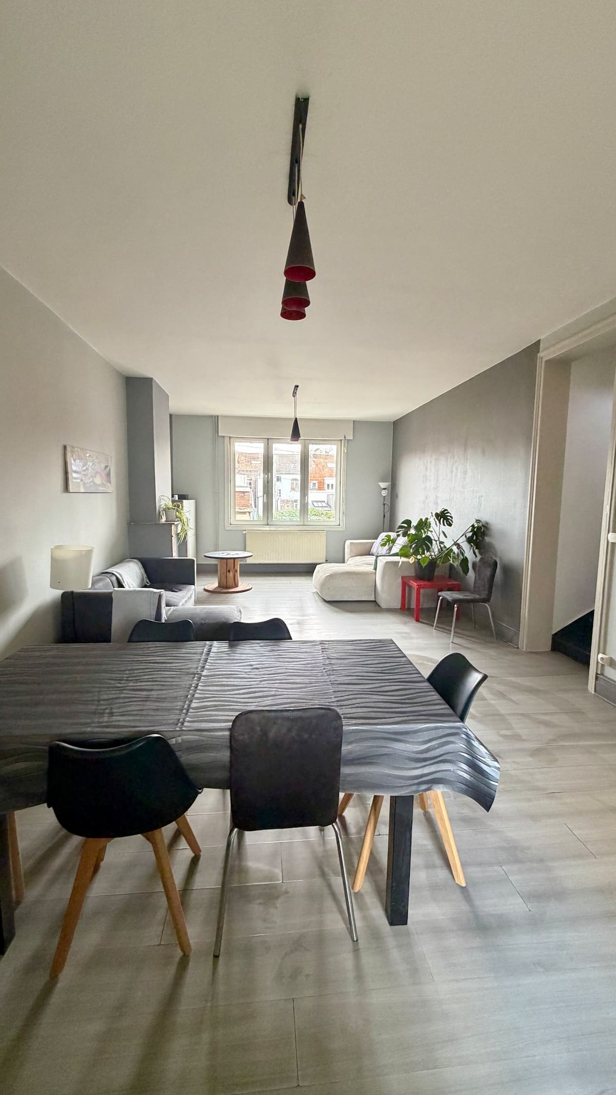 Espace repas partagé image 2 — Chambre 1, photo 5
